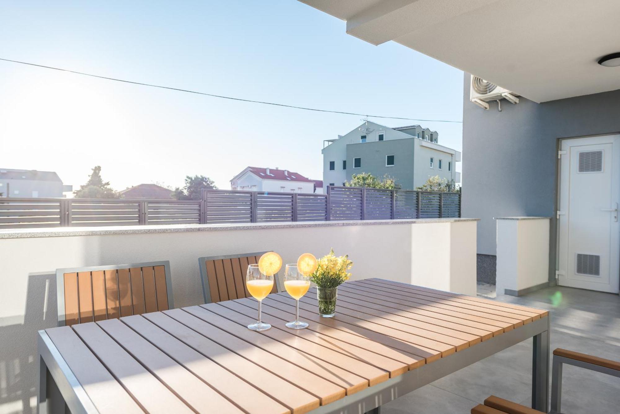 Villa Lena Luxury Apartments Novalja Quarto foto